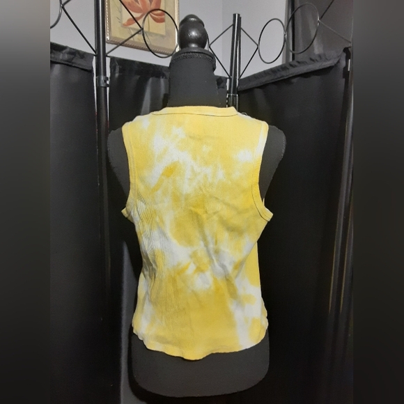 Grateful Dead Yellow and White Graphic Tank Top Women's Size 1X Band Festival - Picture 5 of 7